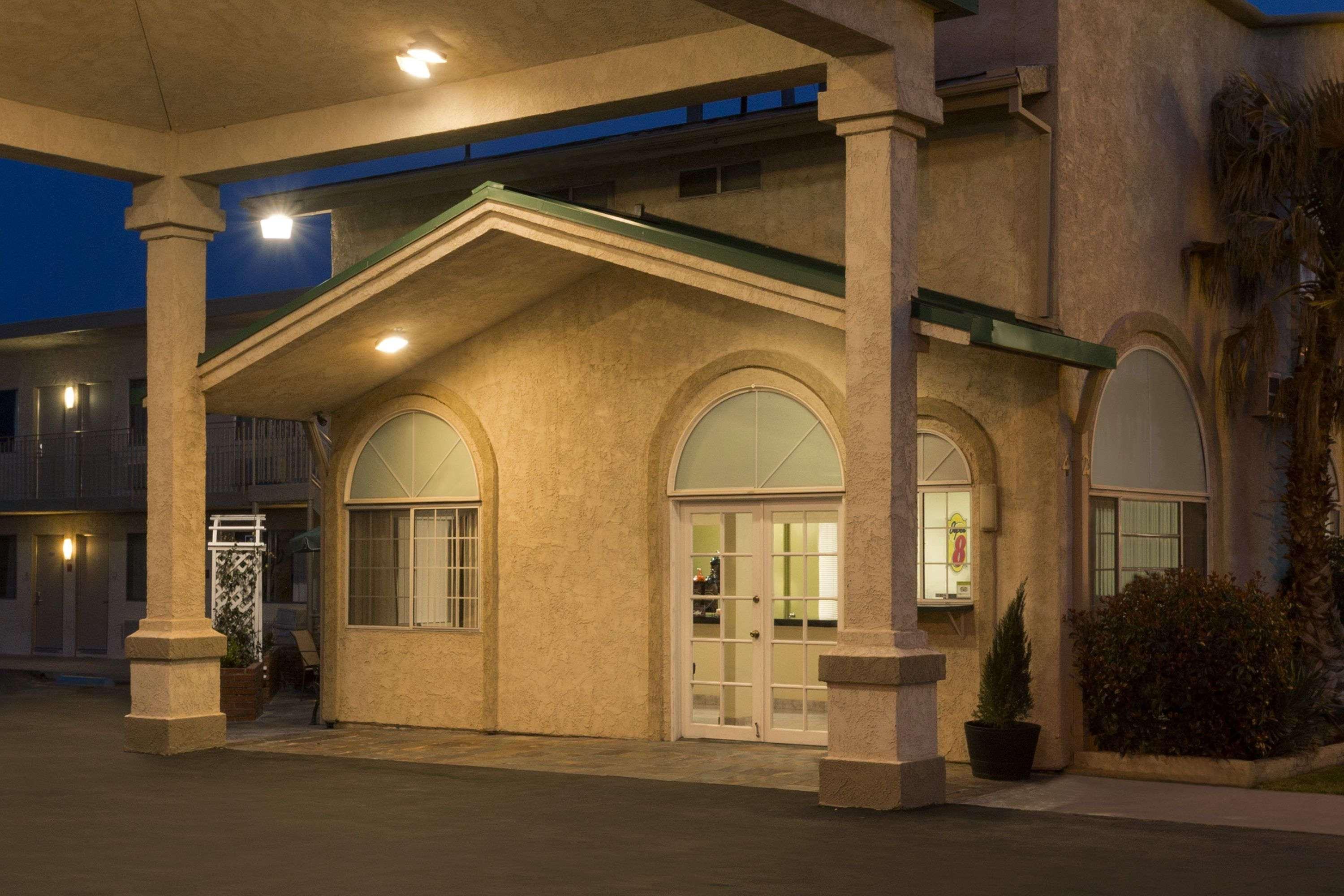 Motel Super 8 By Wyndham Ridgecrest Exterior foto